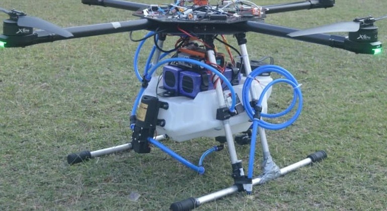 Adaptive Dual-Nozzle Spraying System